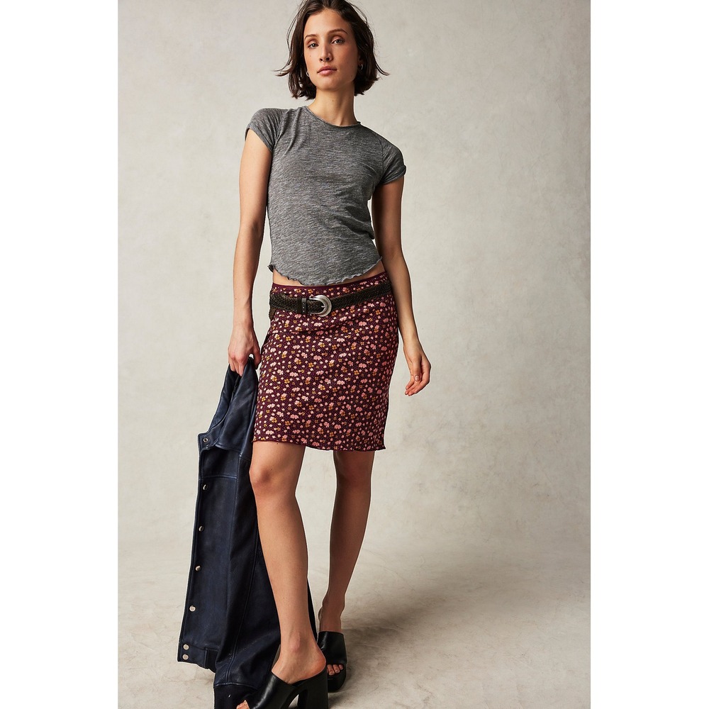 Free People Plum Combo Maroon Floral Flutter Skirt‎  Size 8